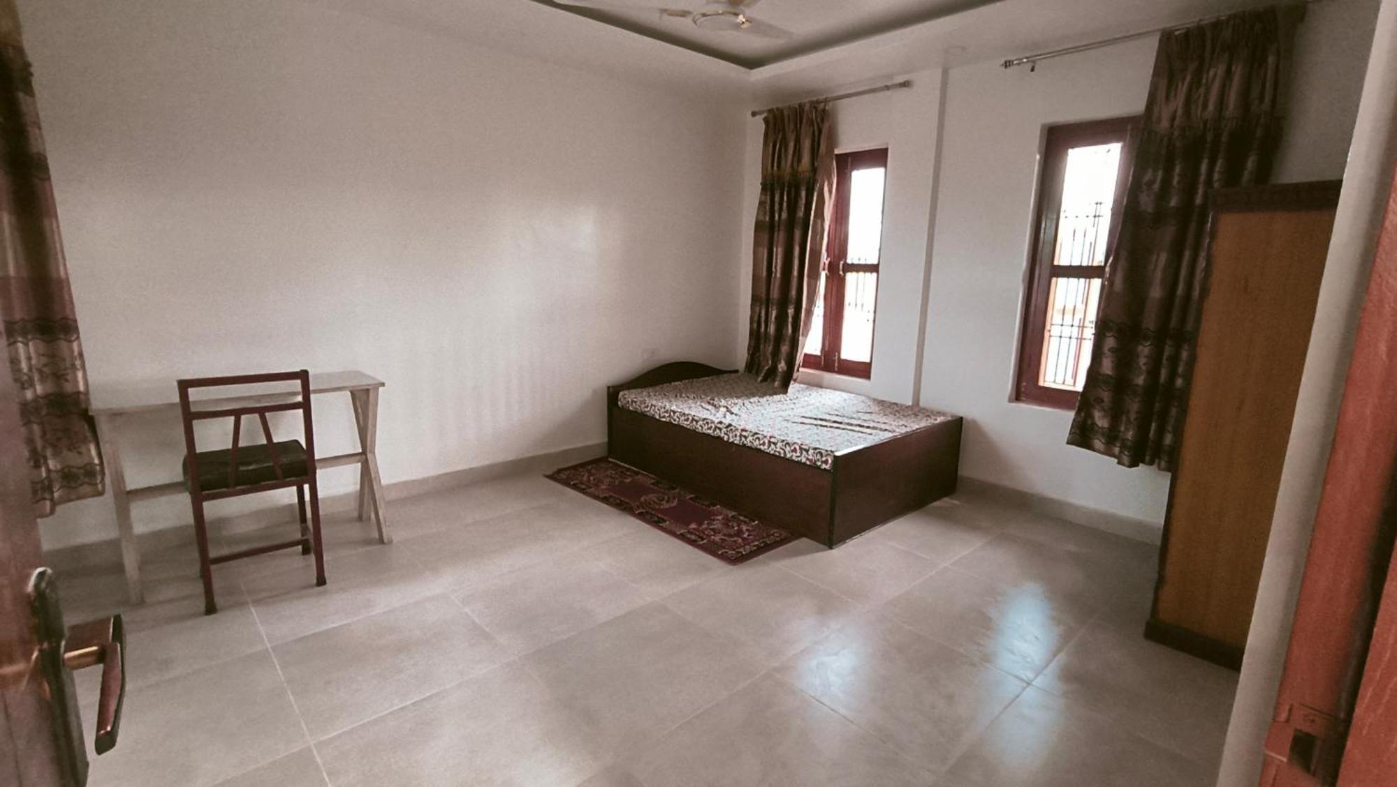 2Bhk Rental Apartment Bharatpur  Exterior foto